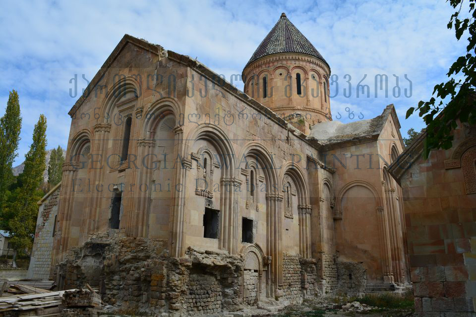 Ishkhani, Cathedral of Holy Apostles